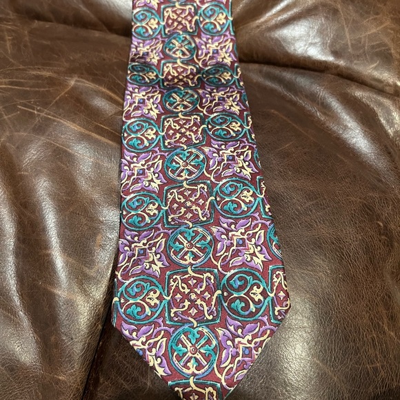 Vintage Christian Dior 100% silk! - Picture 2 of 5